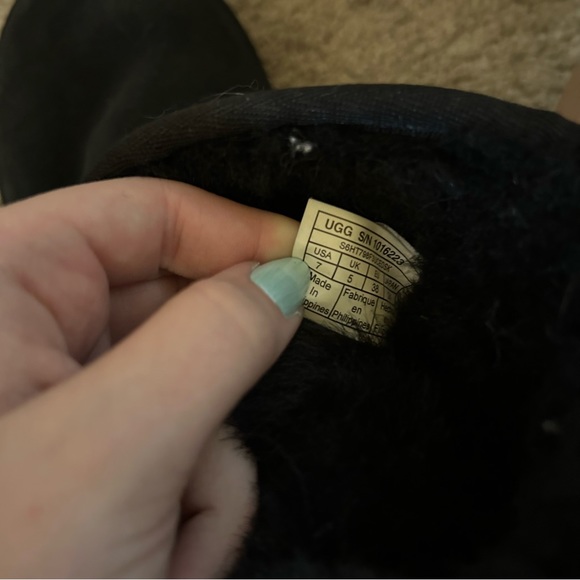 Womens ugg black boots - Picture 6 of 7